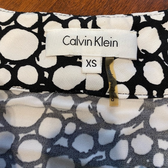 Calvin Klein Blouse - Picture 3 of 5
